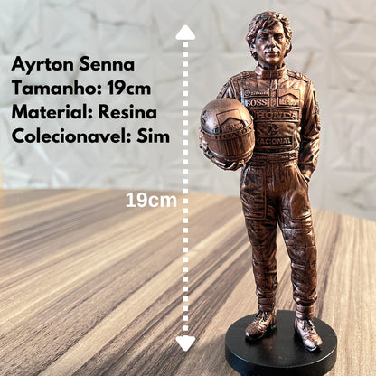 Reviva a Lenda! Miniatura Ayrton Senna 19cm – Um Ícone da F1 na Sua Coleção