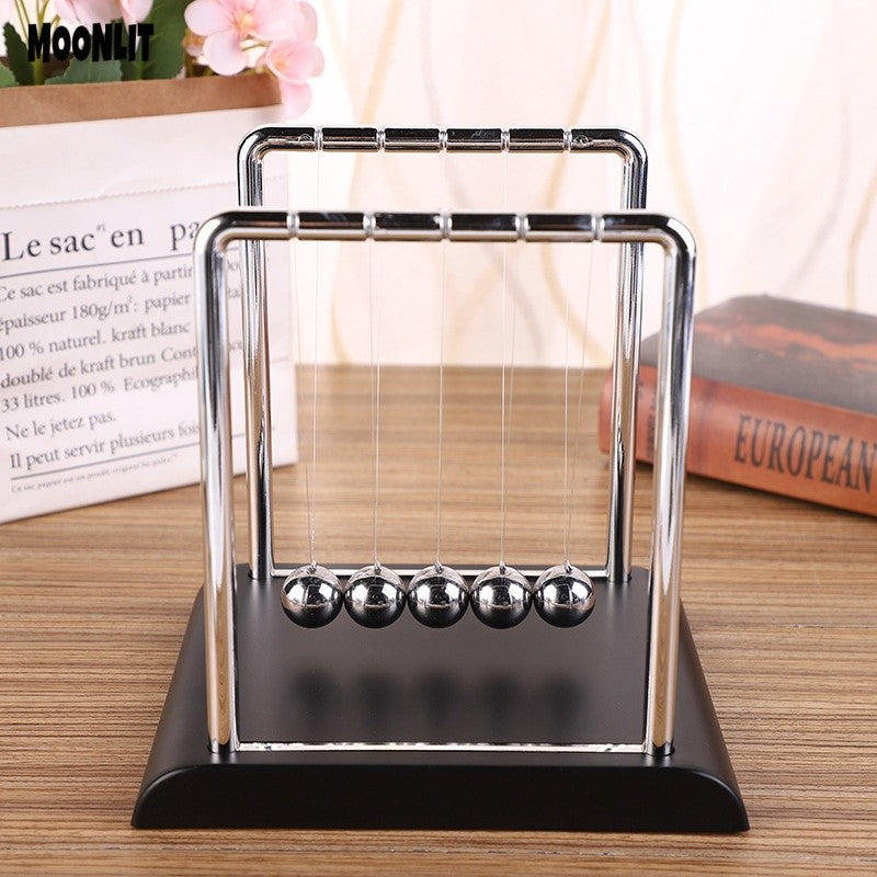 Pêndulo de Newton – O Objeto de Poder para Sua Mesa